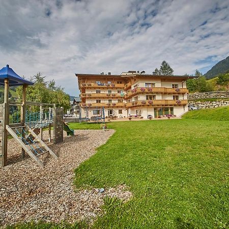 Johanneshof - Dein Mountain Wohlfuehlhotel Saalbach-Hinterglemm Bagian luar foto