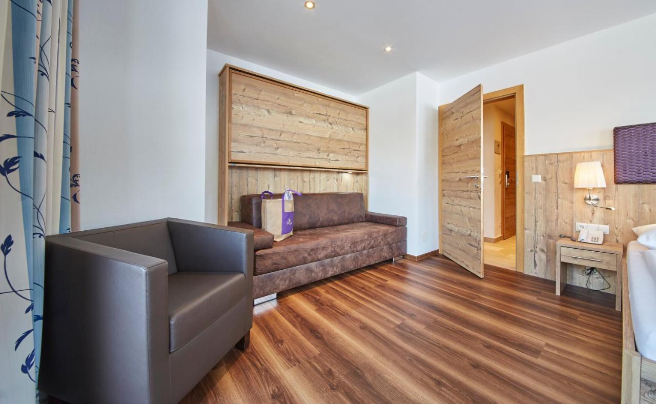 Johanneshof - Dein Mountain Wohlfuehlhotel Saalbach-Hinterglemm Bagian luar foto