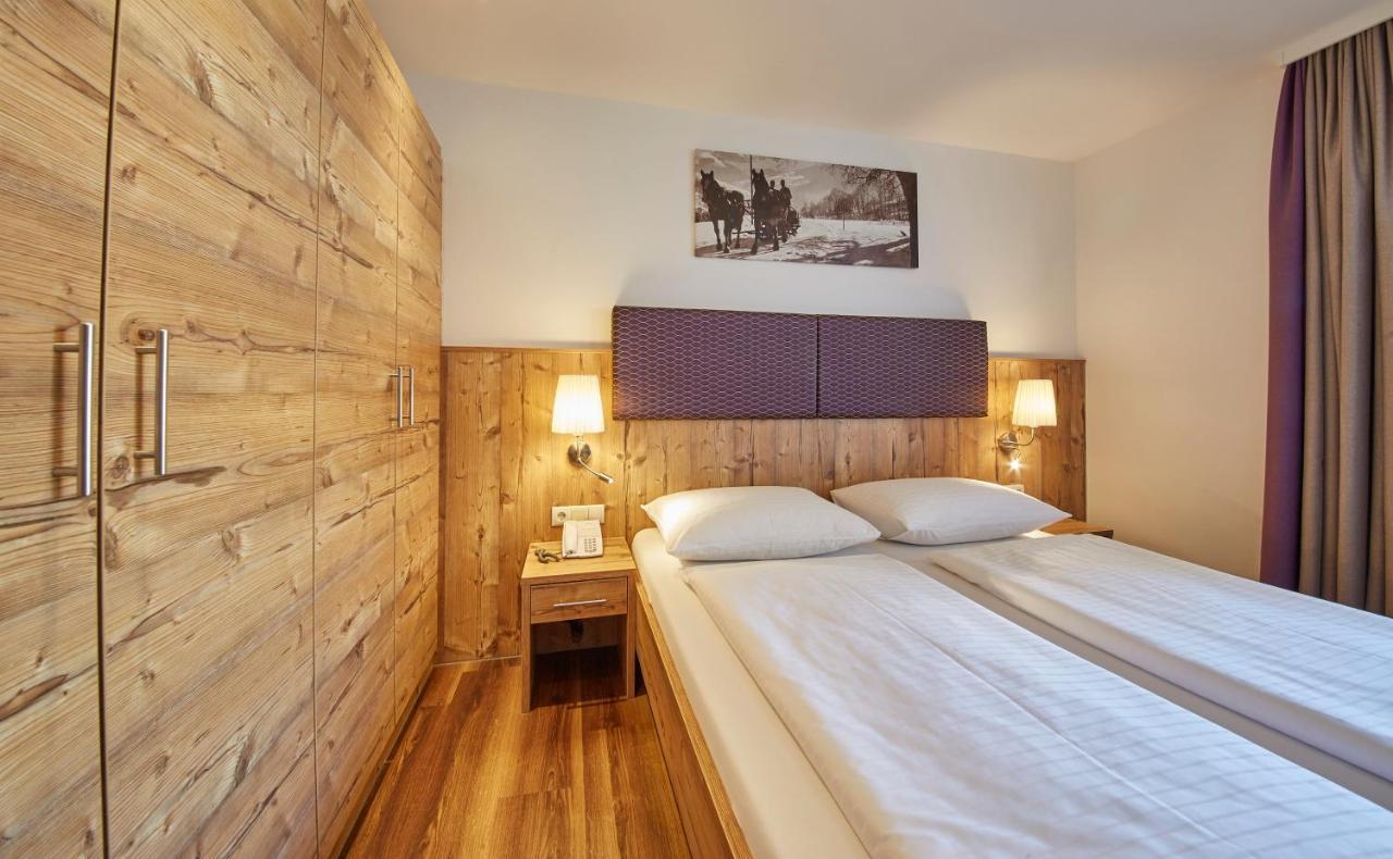 Johanneshof - Dein Mountain Wohlfuehlhotel Saalbach-Hinterglemm Bagian luar foto