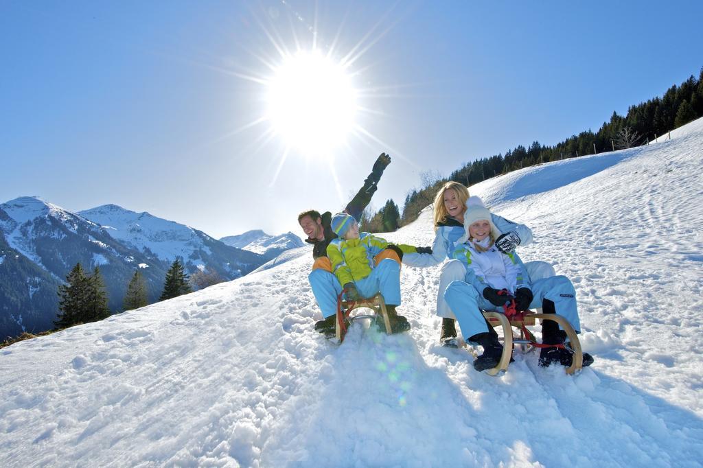 Johanneshof - Dein Mountain Wohlfuehlhotel Saalbach-Hinterglemm Bagian luar foto